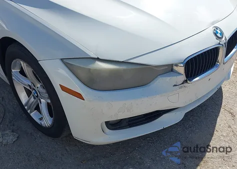 2013 BMW 328I z USA, uszkodzony, nr VIN WBA3A5G55DNP20778